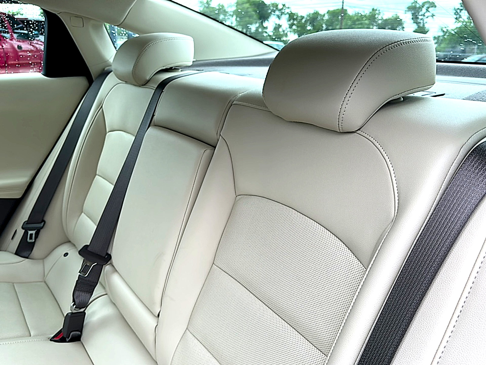 Used 2024 Chevrolet Malibu LT image 19