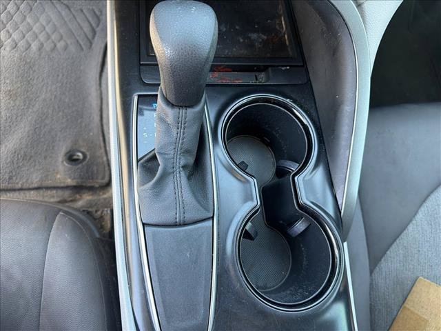 Used 2020 Toyota Camry LE FWD image 16