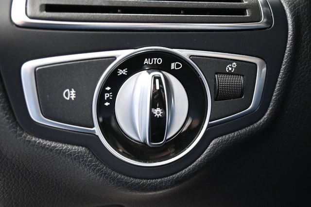 Used 2017 Mercedes-Benz C 300 4MATIC Sedan image 24