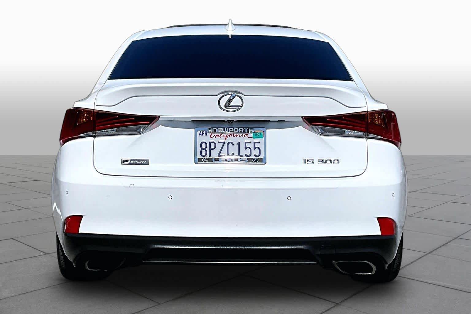 Used 2020 Lexus IS 300 F Sport w/ F Sport Package RWD image 4