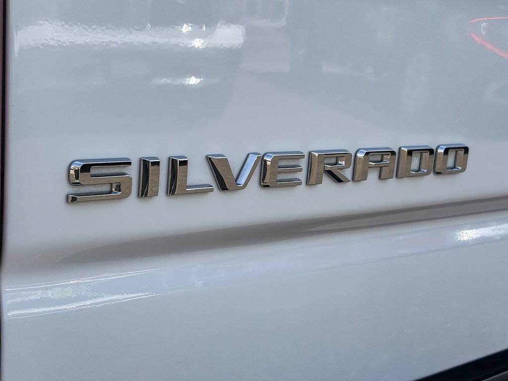 Used 2025 Chevrolet Silverado 1500 LTZ w/ Z71 Off-Road Package AWD/4WD image 9