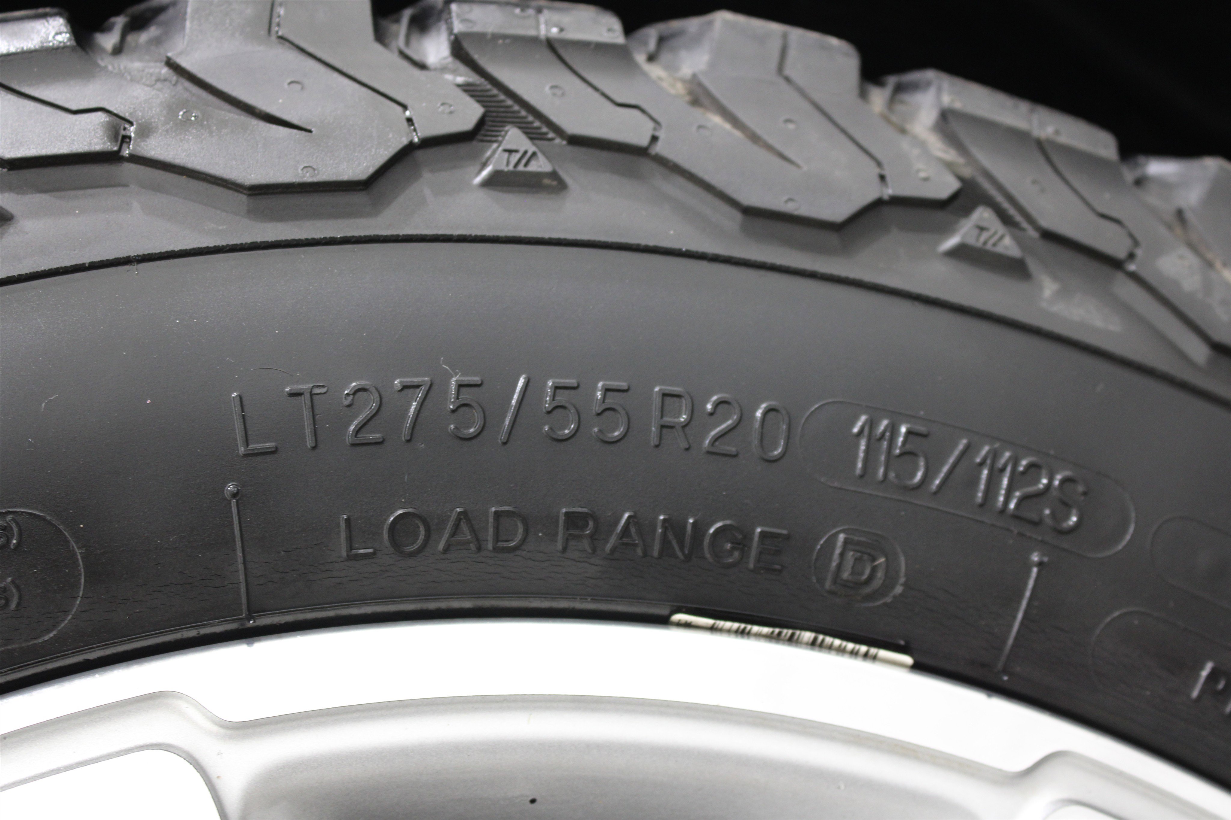 Used 2017 GMC Yukon XL Denali w/ Open Road Package image 44