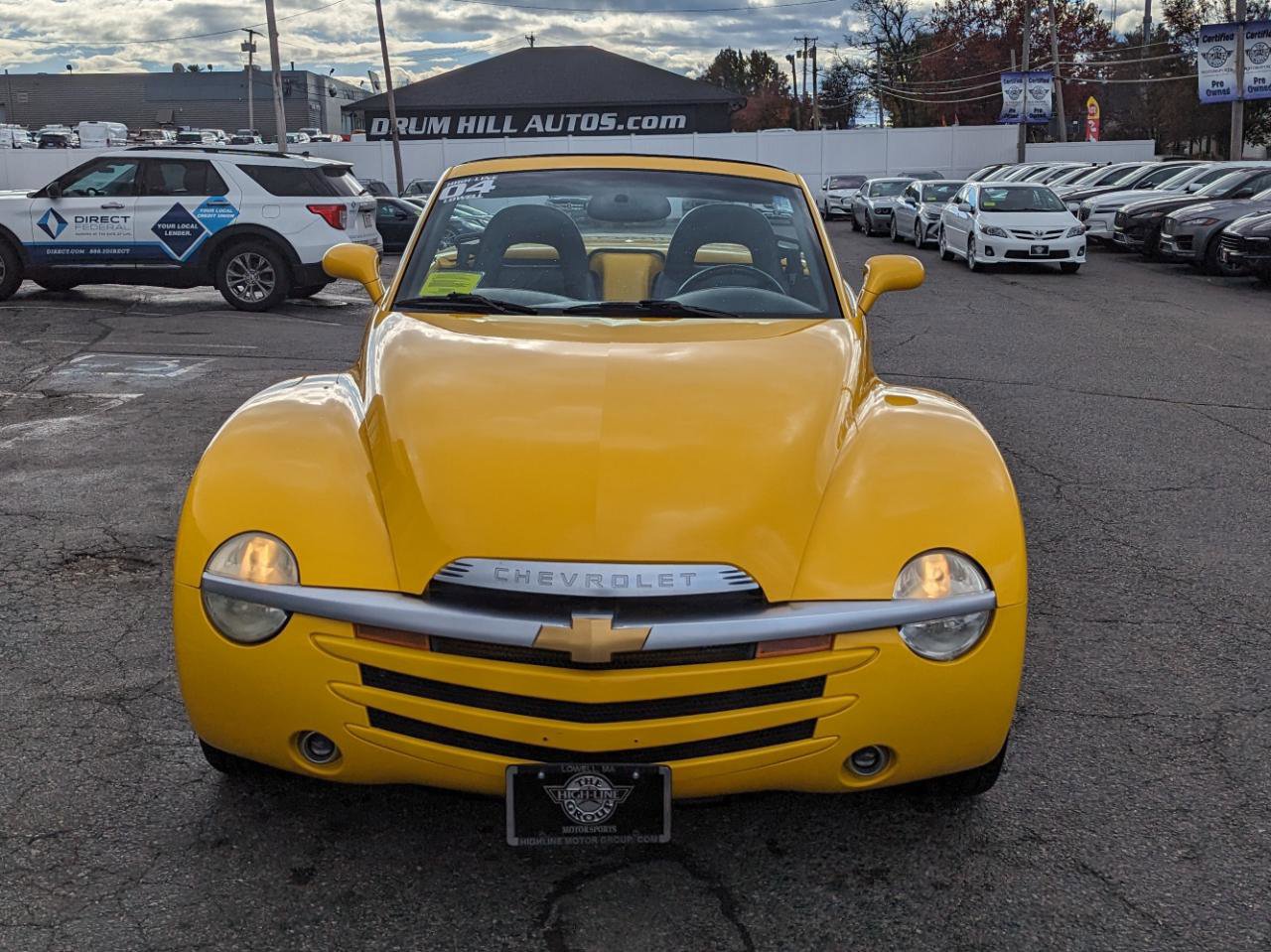 Used 2004 Chevrolet SSR w/ Preferred Equipment Group RWD image 27