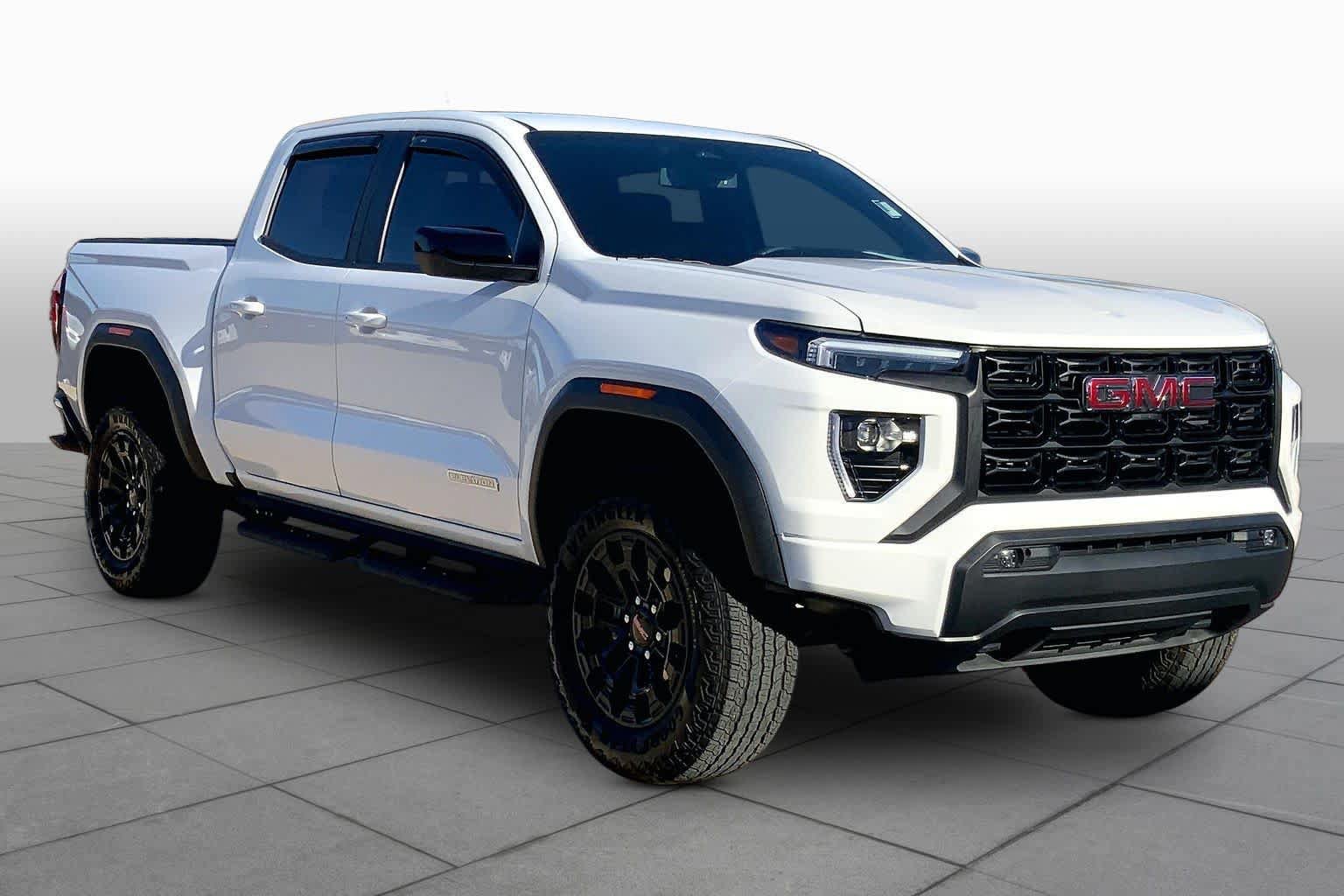 Used 2026 GMC Canyon Elevation w/ Convenience Package RWD image 3
