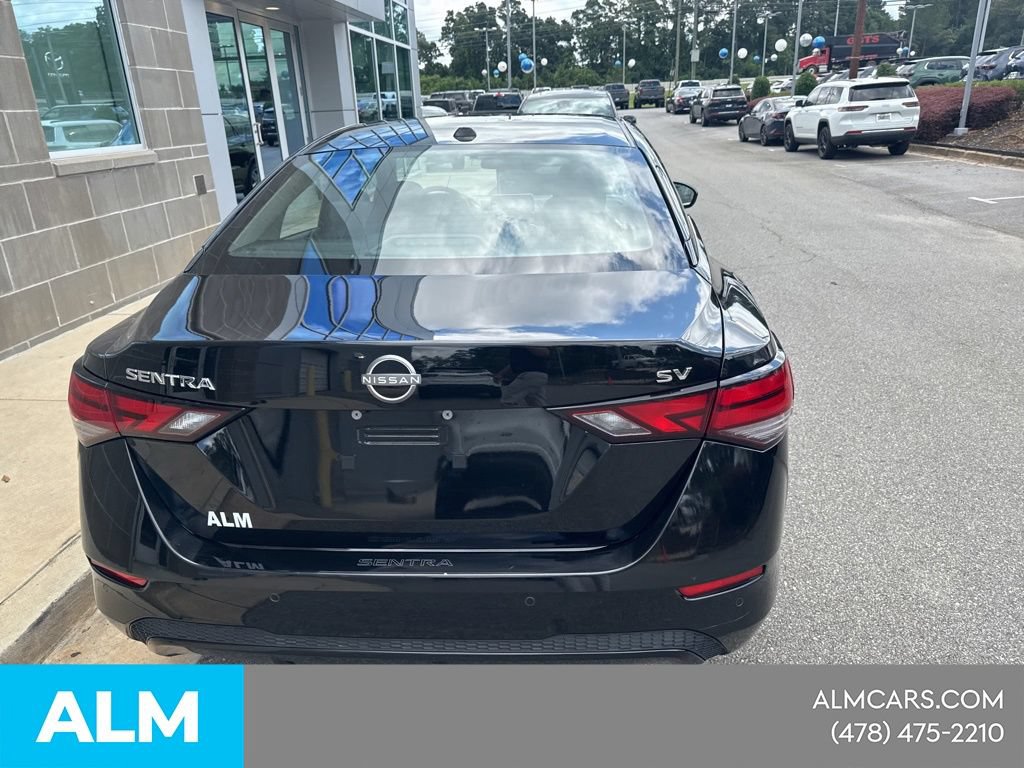 Used 2024 Nissan Sentra SV FWD image 11