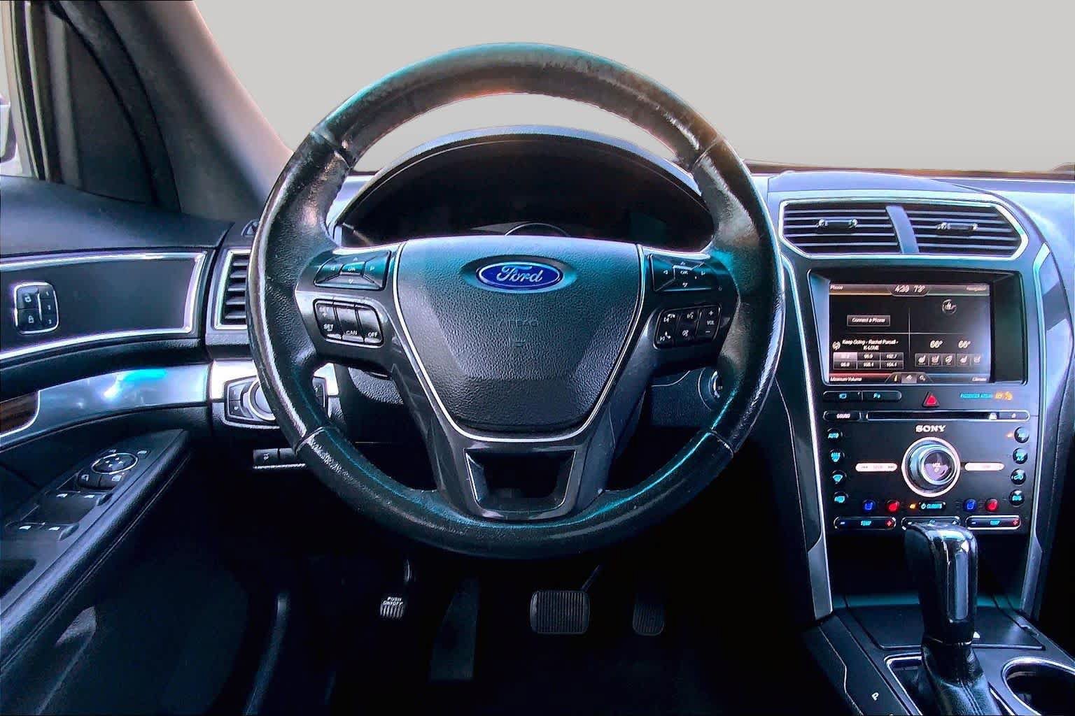 Used 2016 Ford Explorer Limited FWD image 6