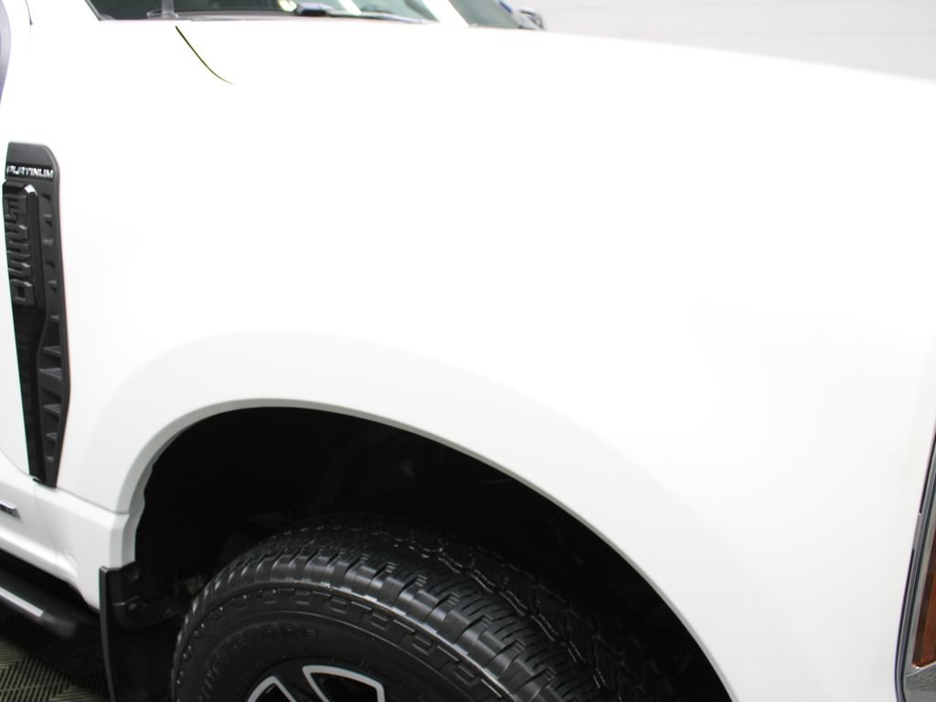 Used 2025 Ford F250 Platinum AWD/4WD image 46