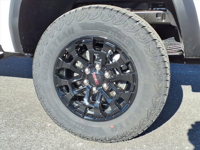 New 2026 GMC Canyon Elevation image 8