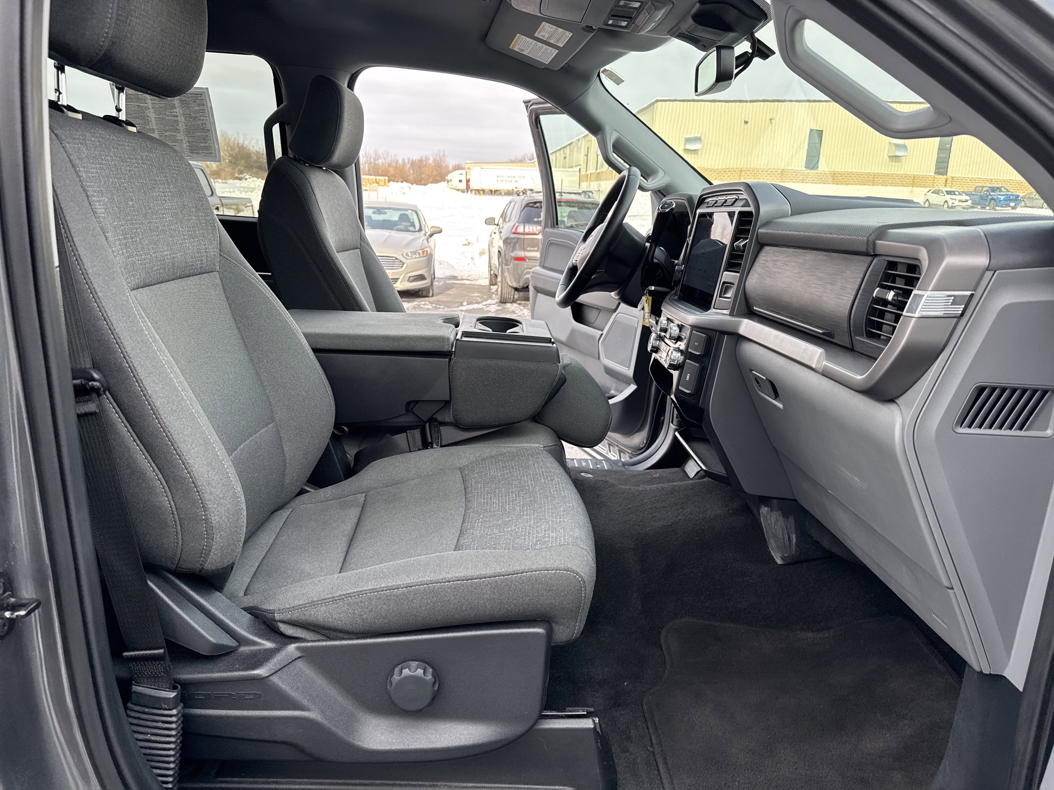 Certified 2024 Ford F150 XLT AWD/4WD image 31