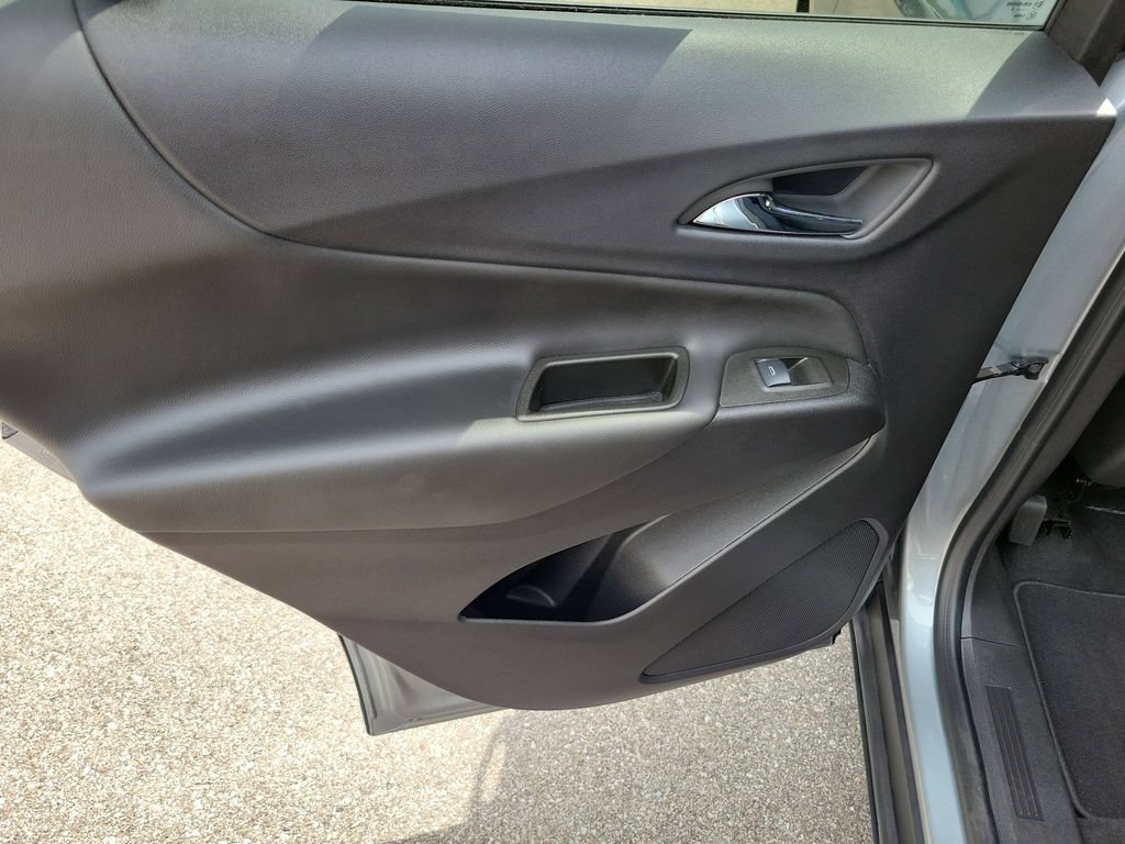 Used 2024 Chevrolet Equinox LT FWD image 20