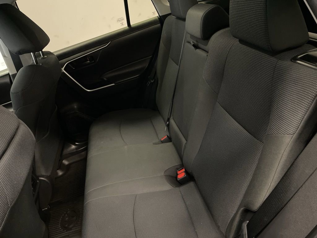 Used 2023 Toyota RAV4 LE image 13