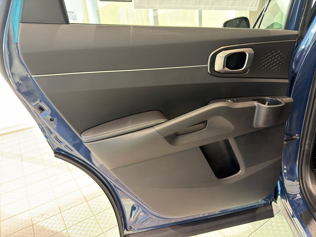 New 2026 Kia Sorento S image 19