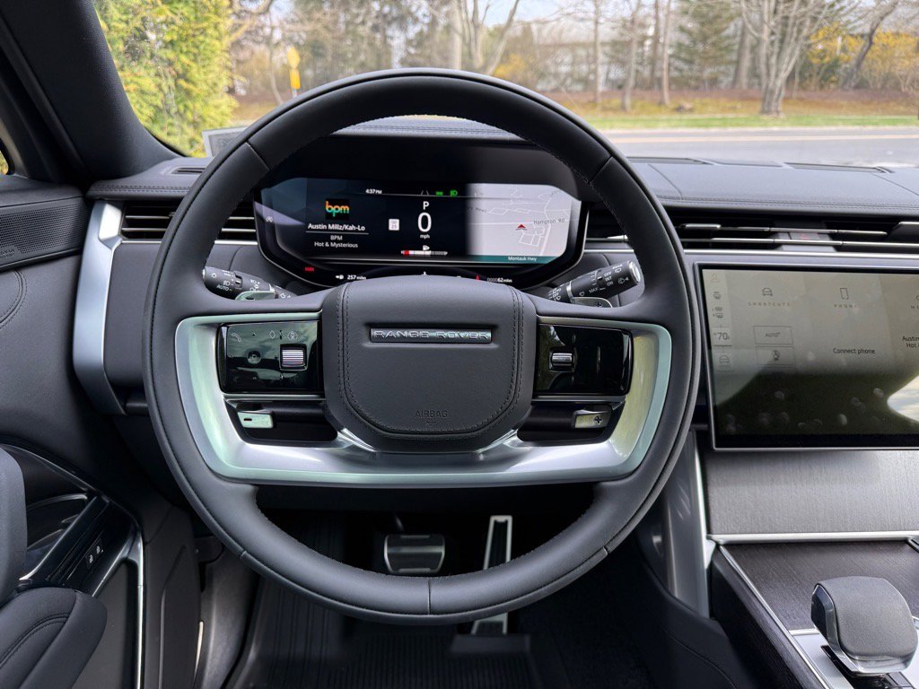 New 2025 Land Rover Range Rover SE image 16