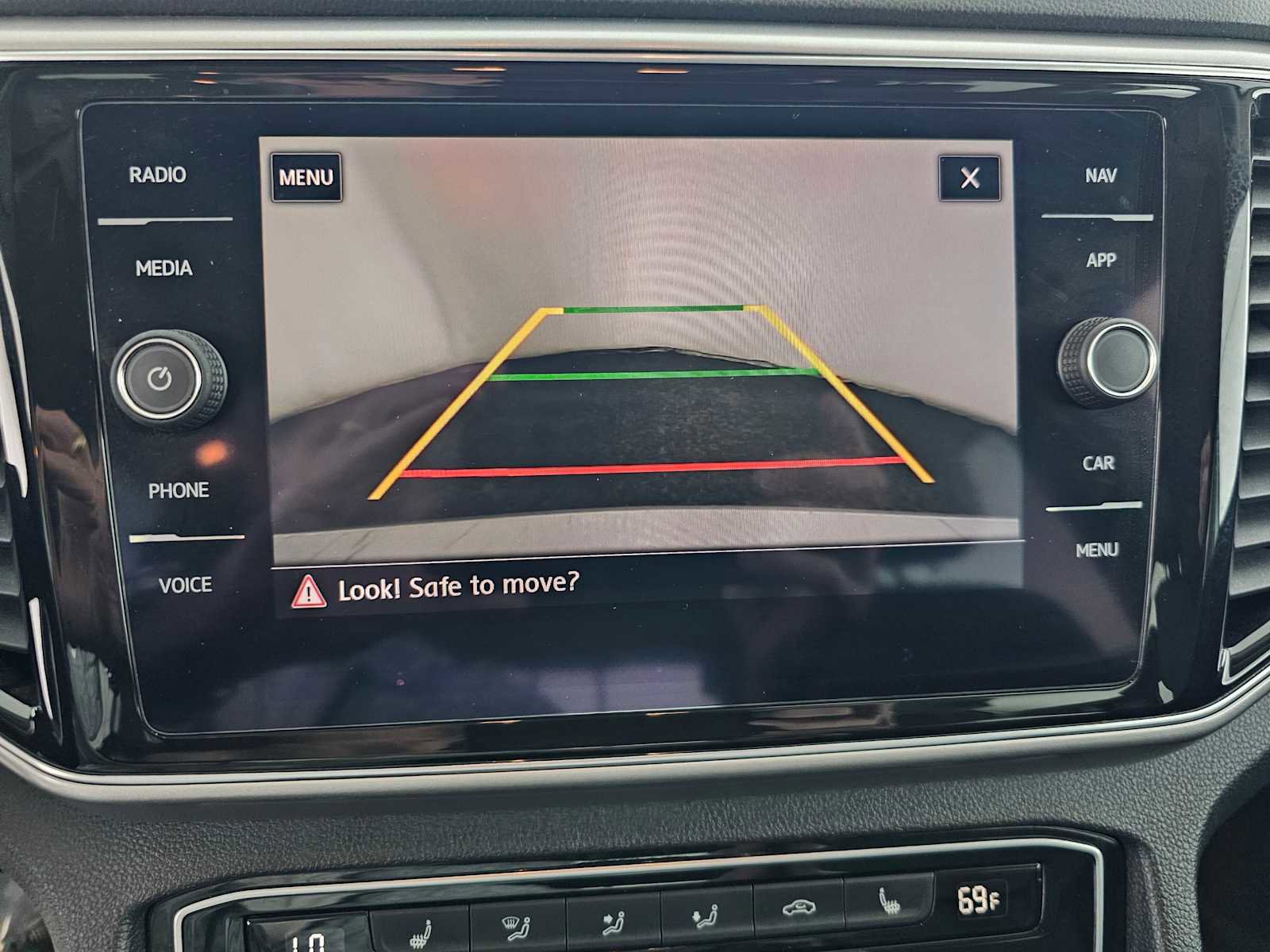 Used 2019 Volkswagen Atlas SEL FWD image 28