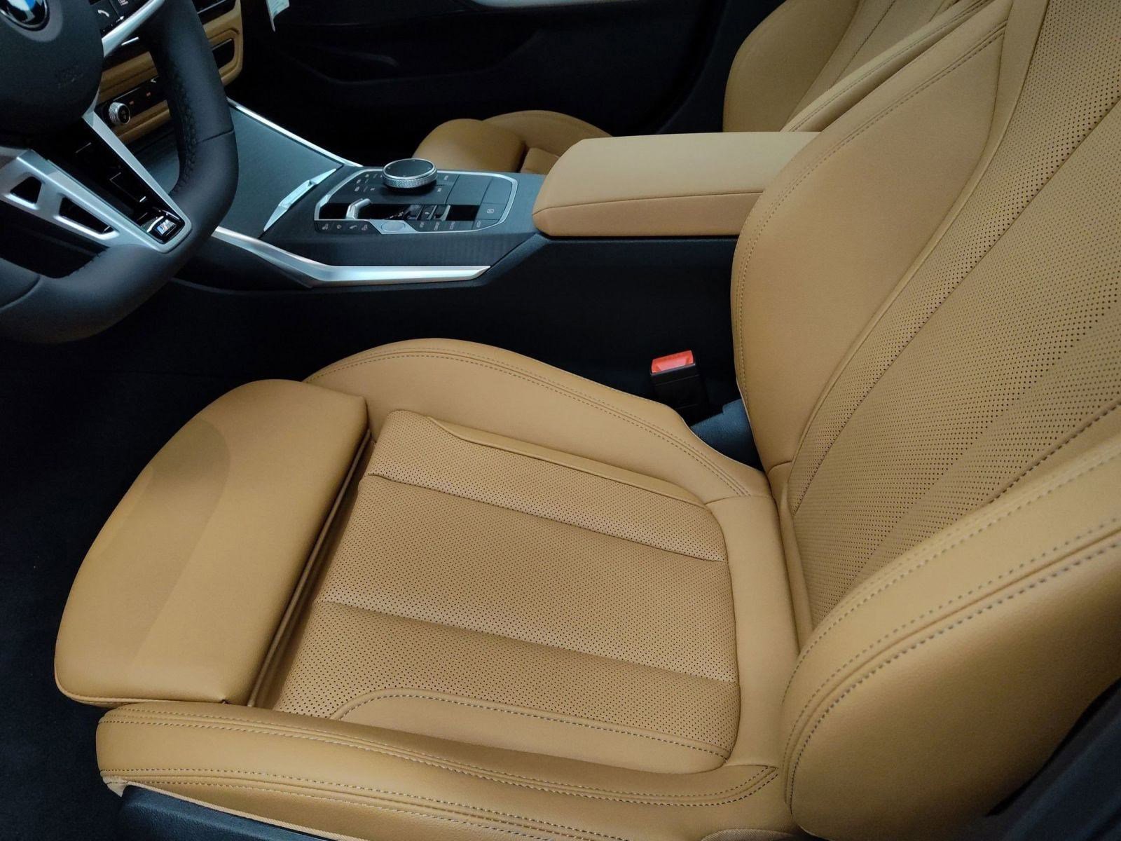 New 2026 BMW 330i xDrive Sedan w/ M Sport Package image 18