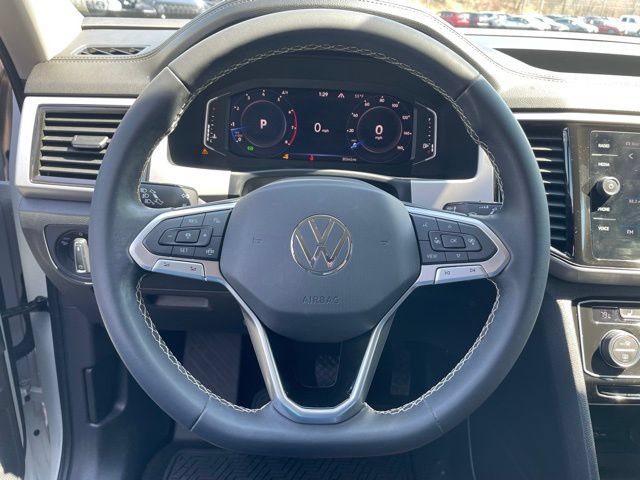 Used 2023 Volkswagen Atlas SE AWD/4WD image 15