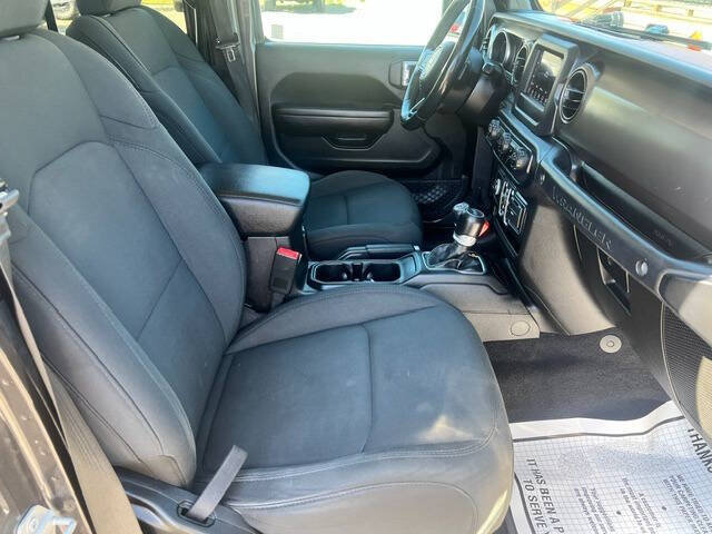 Used 2020 Jeep Wrangler Unlimited Sport S AWD/4WD image 19
