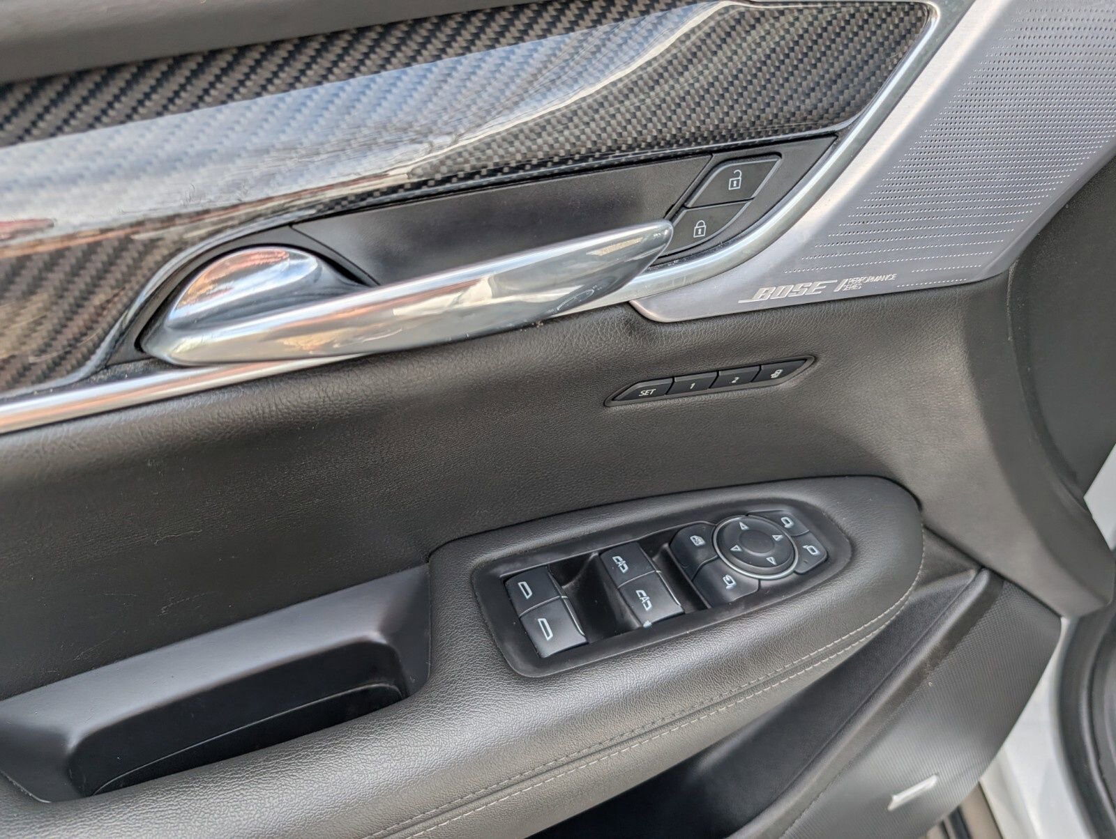 Used 2024 Cadillac XT6 Sport w/ LPO, Onyx Lite Package AWD/4WD image 38