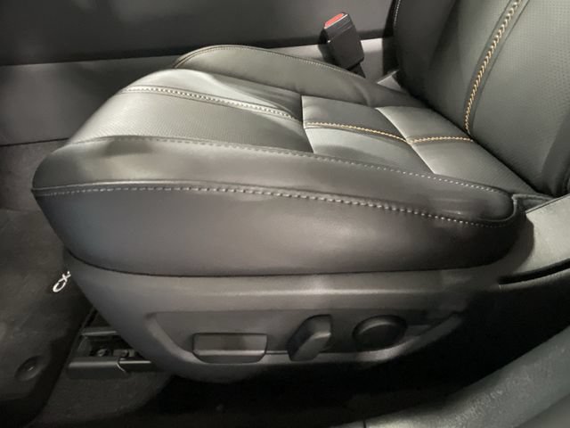 Certified 2025 MAZDA CX-50 AWD 2.5 Turbo w/ Weather Package image 18