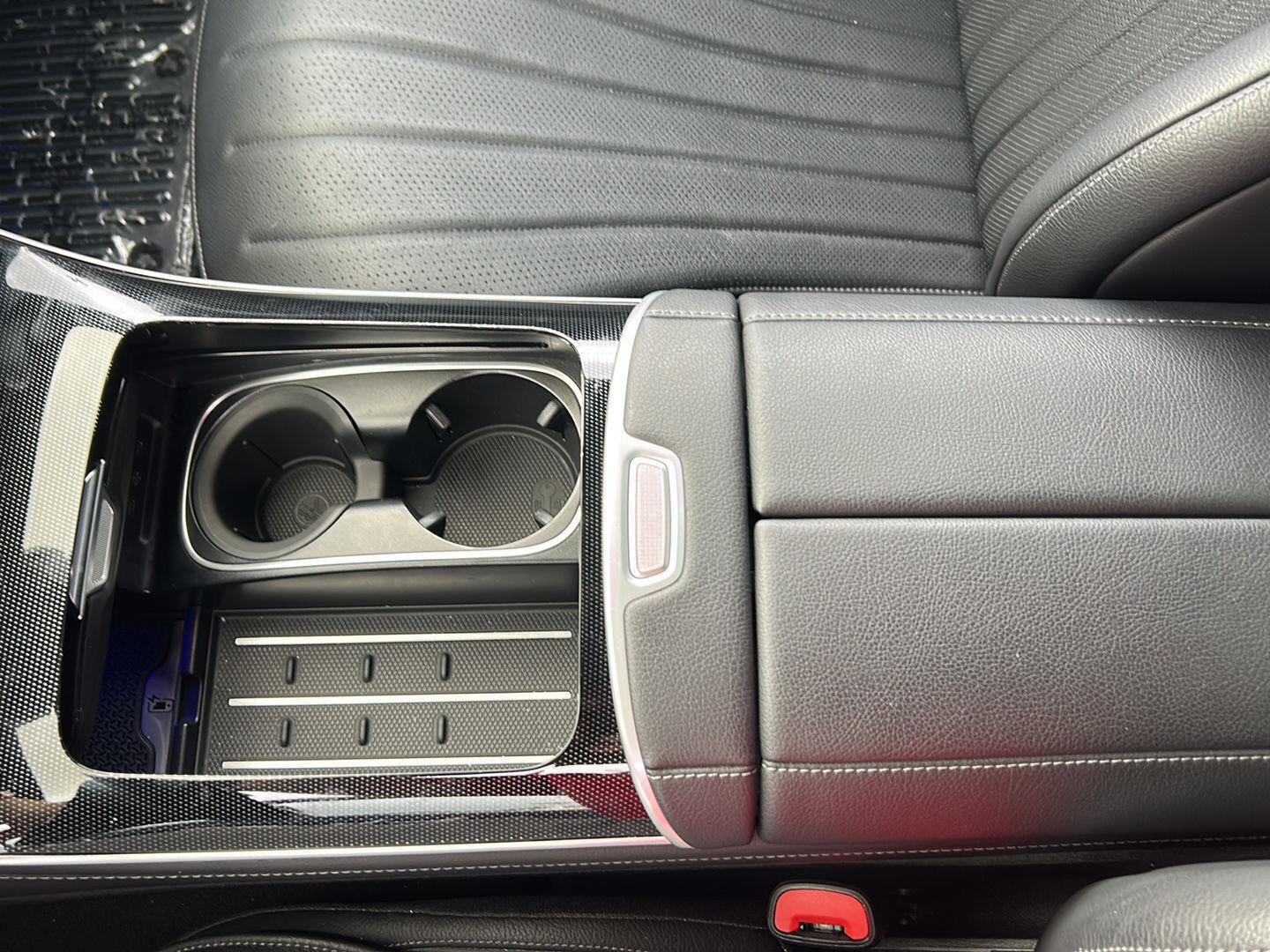 Used 2022 Mercedes-Benz S 500 4MATIC w/ 3D Technology Package image 16