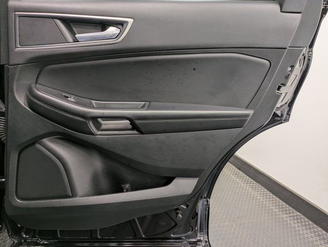Used 2022 Ford Edge SEL w/ Convenience Package image 25