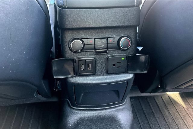 Used 2019 Ford Explorer Platinum AWD/4WD image 16