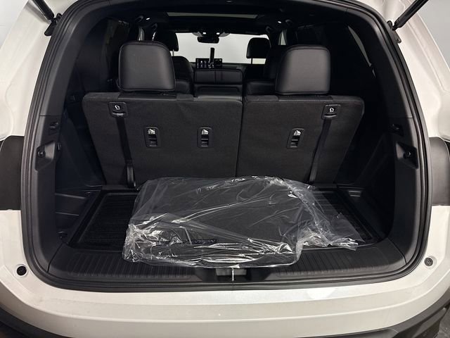 New 2026 Honda Pilot Black Edition image 54