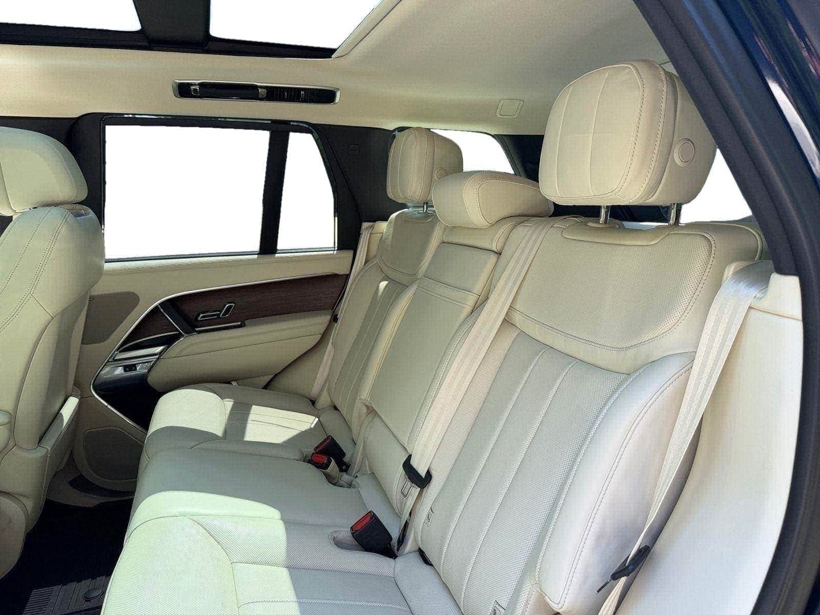 Certified 2023 Land Rover Range Rover SE AWD/4WD image 15