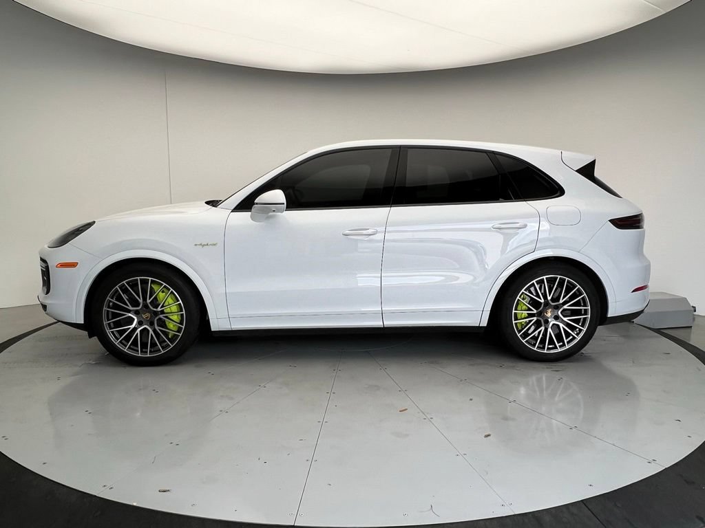 Certified 2023 Porsche Cayenne Turbo S AWD/4WD image 2