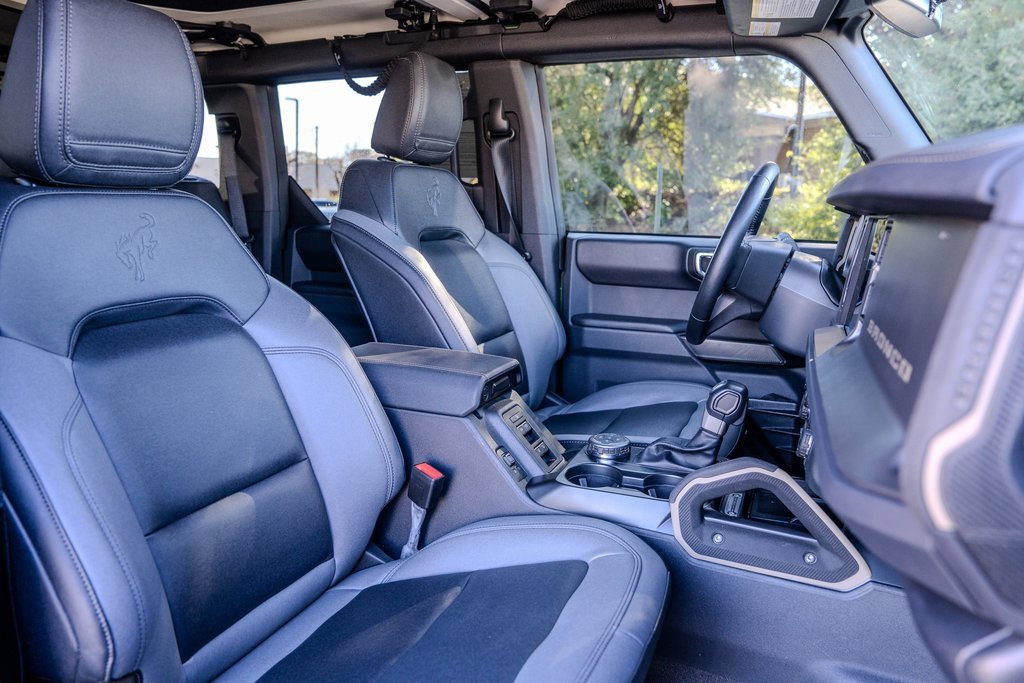 Used 2025 Ford Bronco Badlands image 21