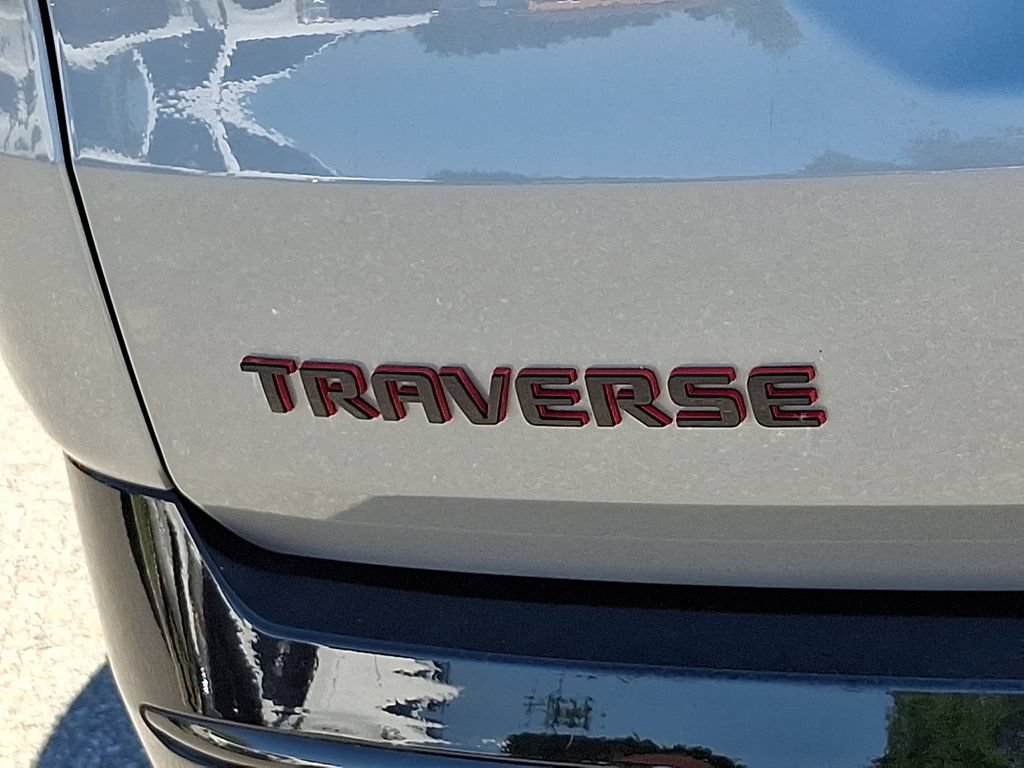 Used 2023 Chevrolet Traverse Premier w/ Redline Edition AWD/4WD image 33