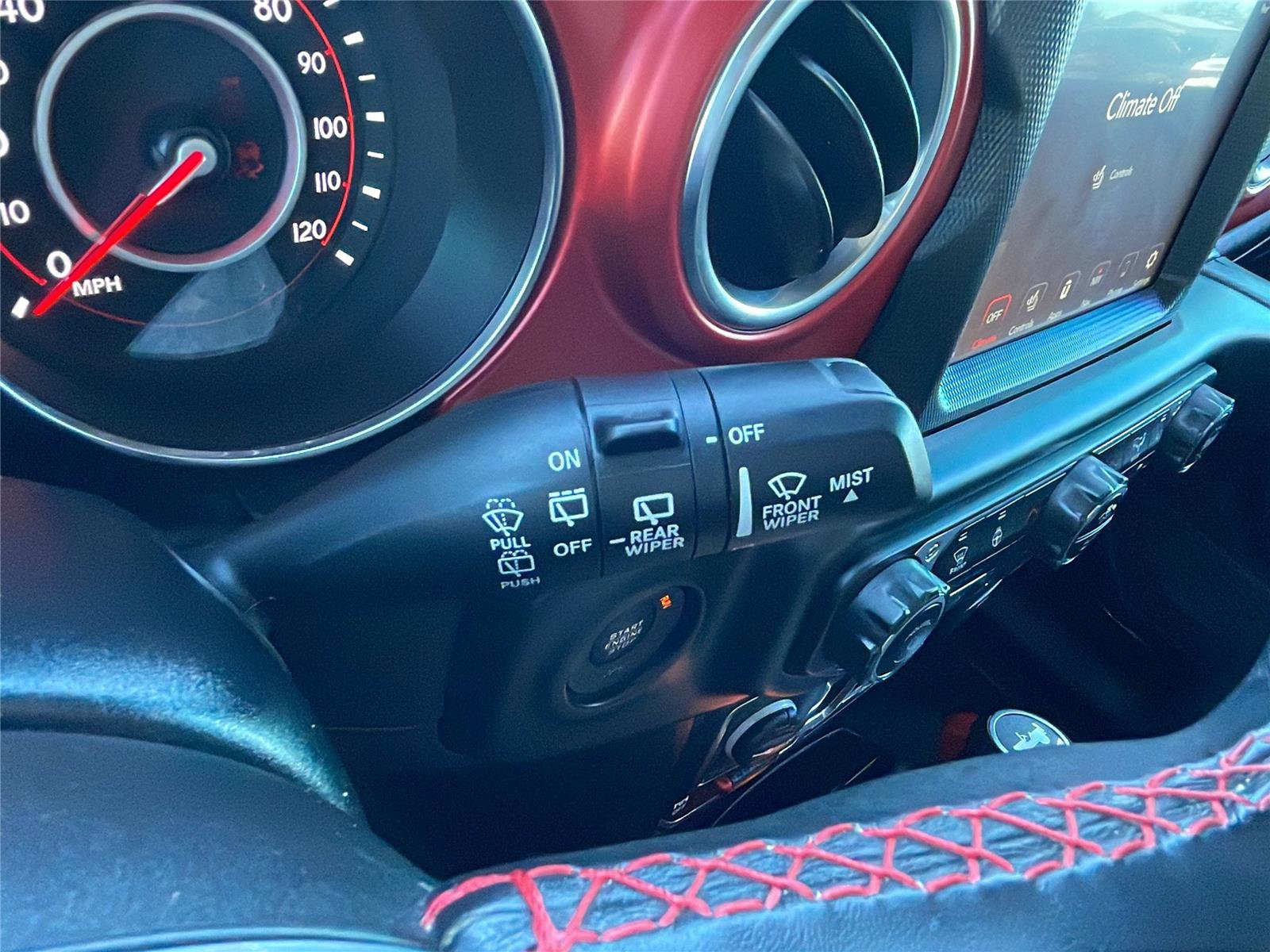 Used 2022 Jeep Wrangler Unlimited Rubicon w/ Steel Bumper Group image 25