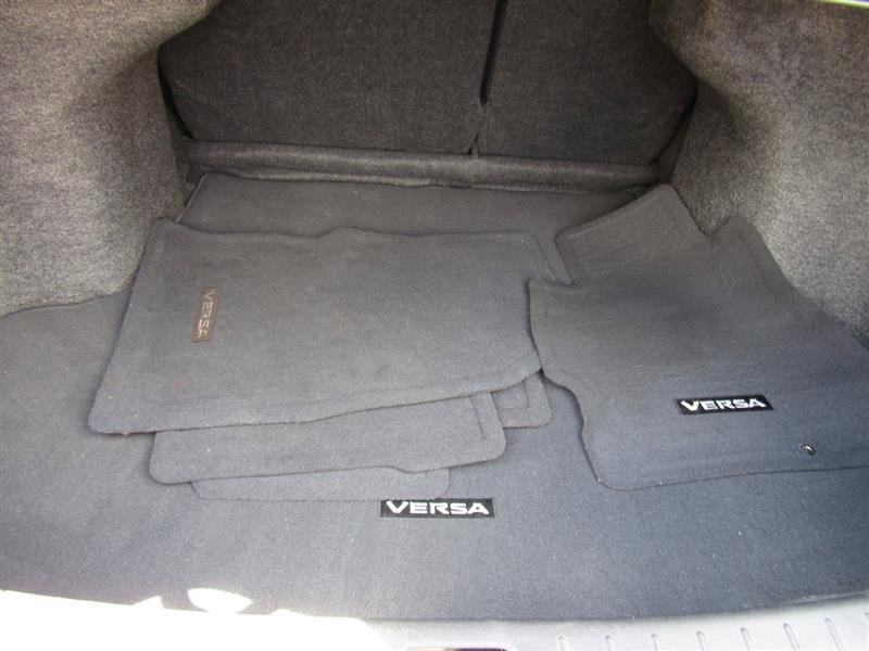 Used 2013 Nissan Versa SV w/ Convenience Pkg image 29