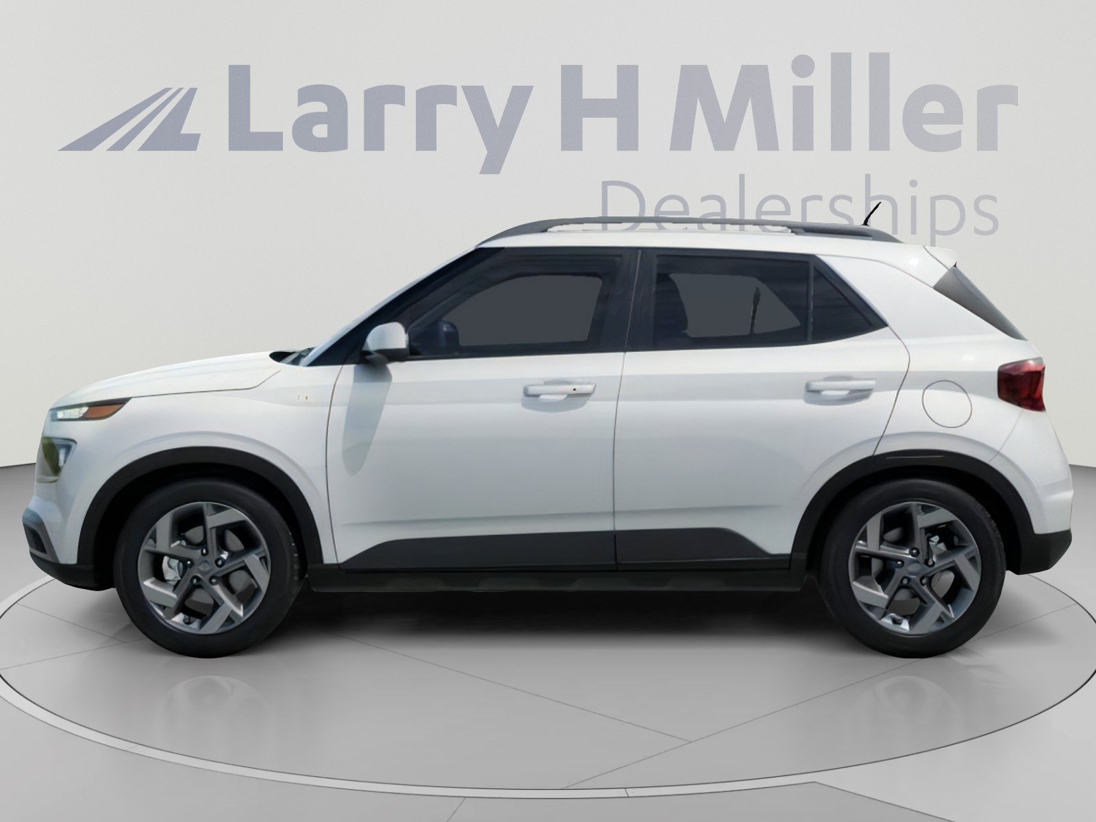 New 2026 Hyundai Venue SEL FWD image 3