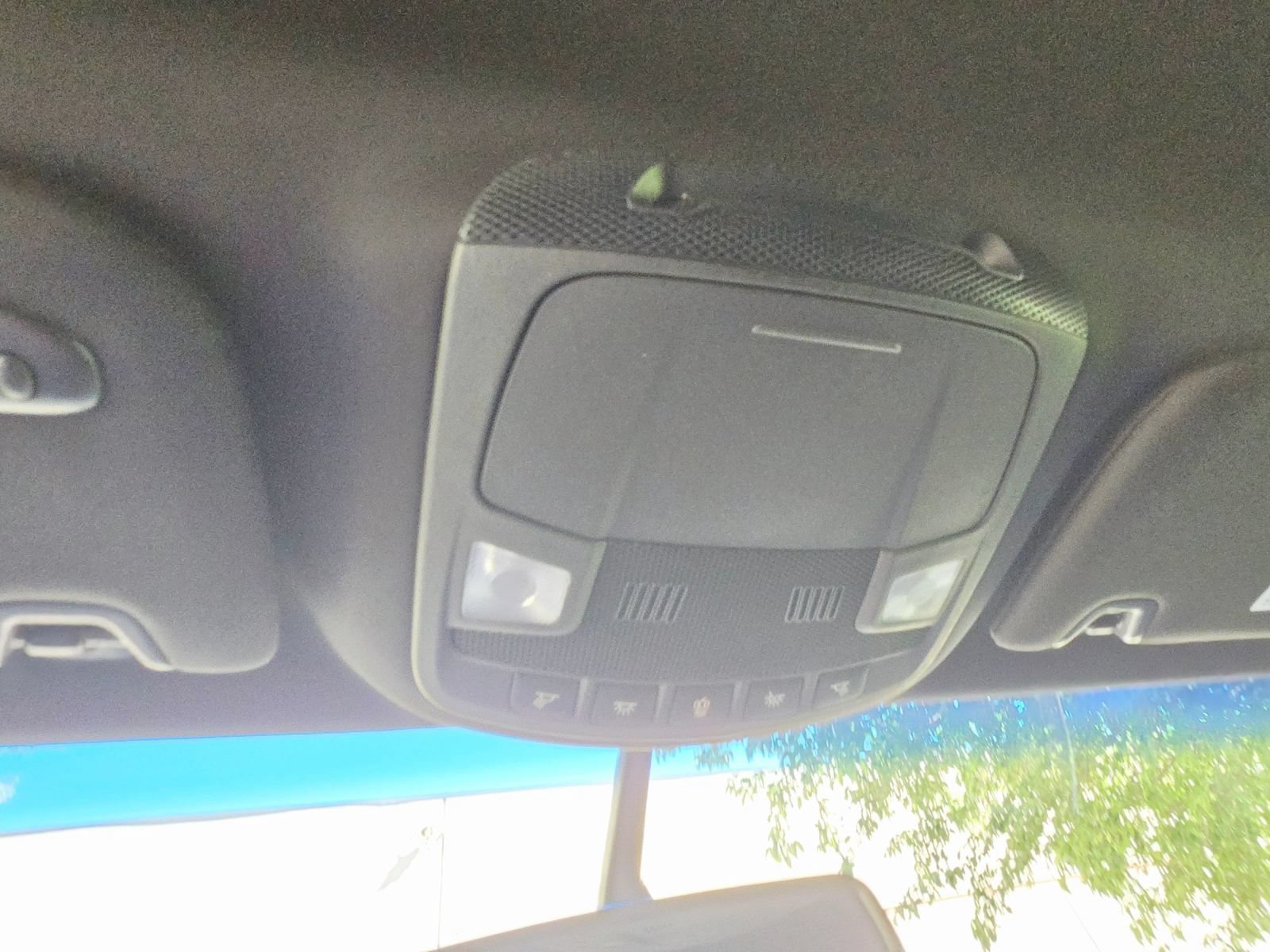 Used 2016 Lincoln MKX Select w/ Select Plus Package FWD image 25