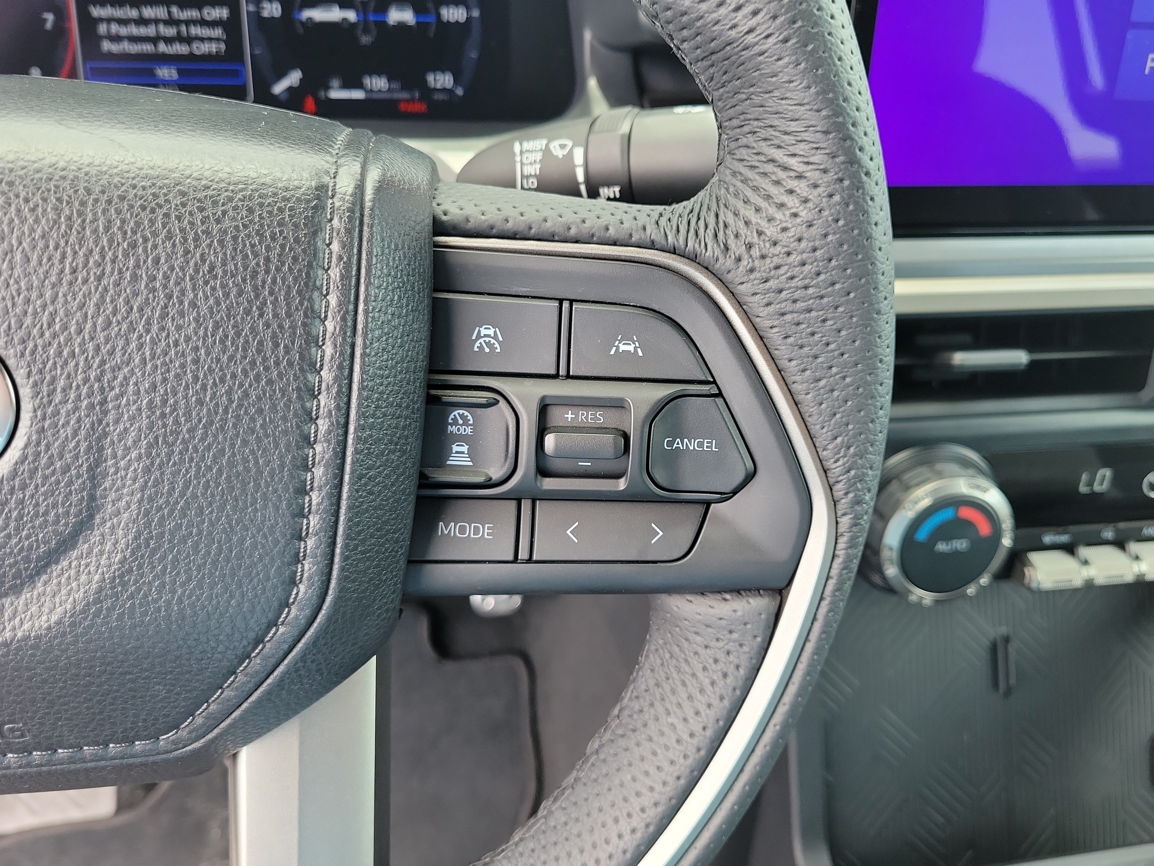 Used 2025 Toyota Tacoma TRD Sport AWD/4WD image 24