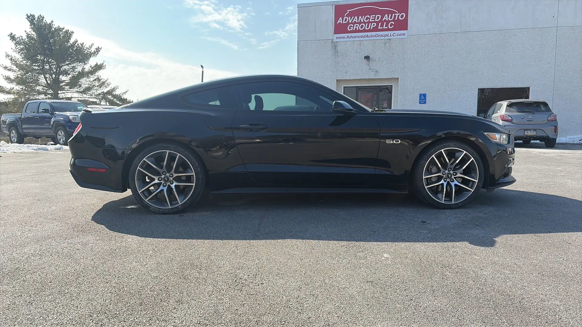 Used 2015 Ford Mustang GT Premium image 19