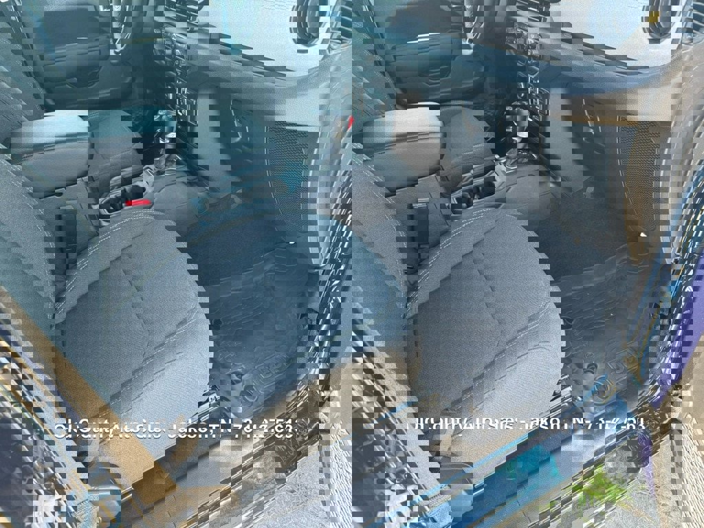 Used 2025 Jeep Wrangler Sport image 27