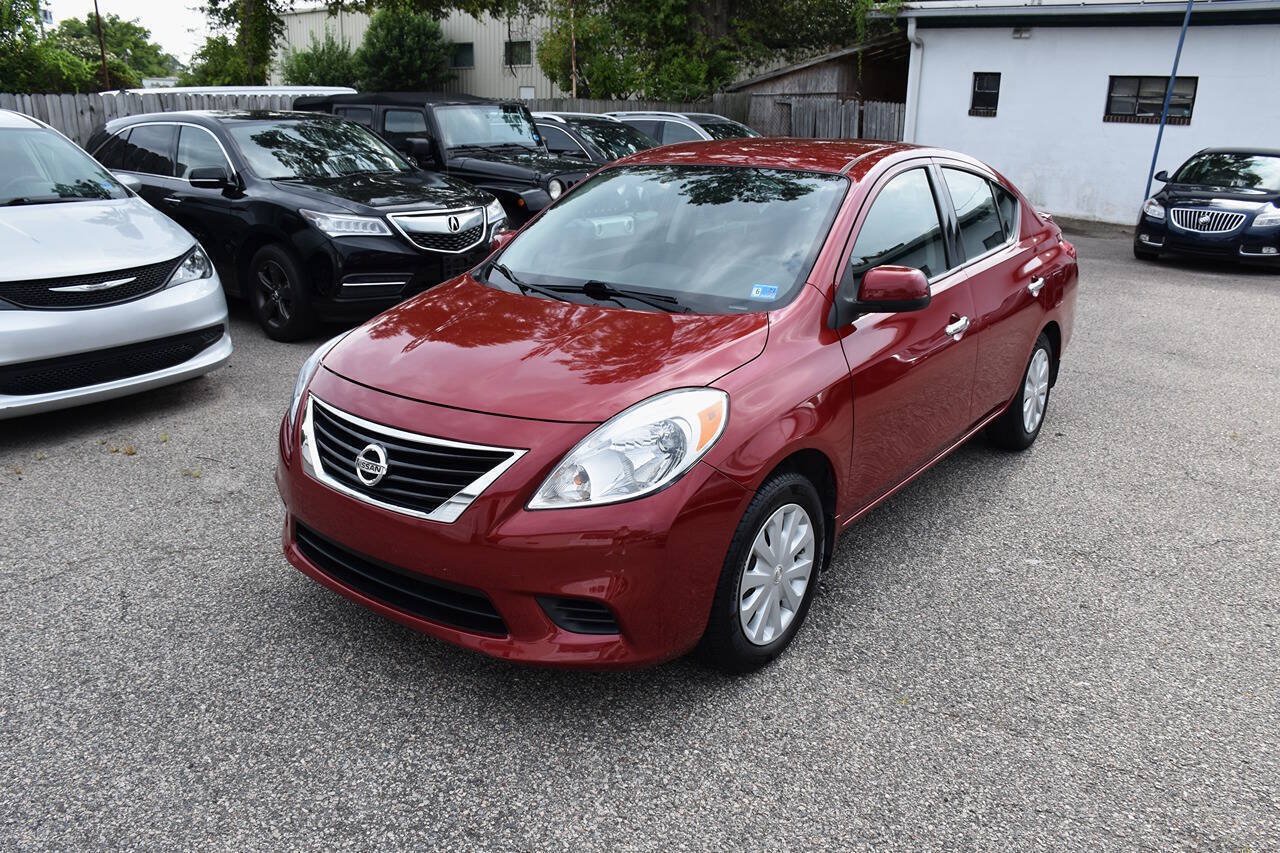 Used 2014 Nissan Versa SV