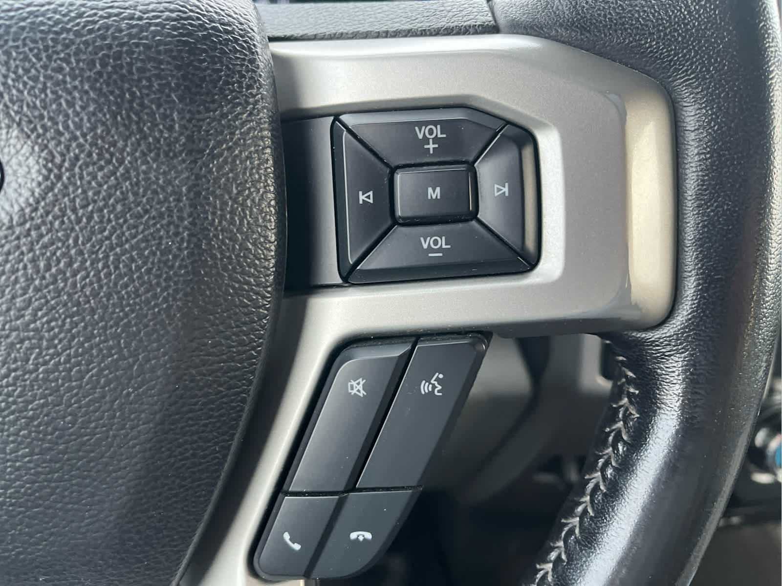 Used 2019 Ford F150 Lariat image 30