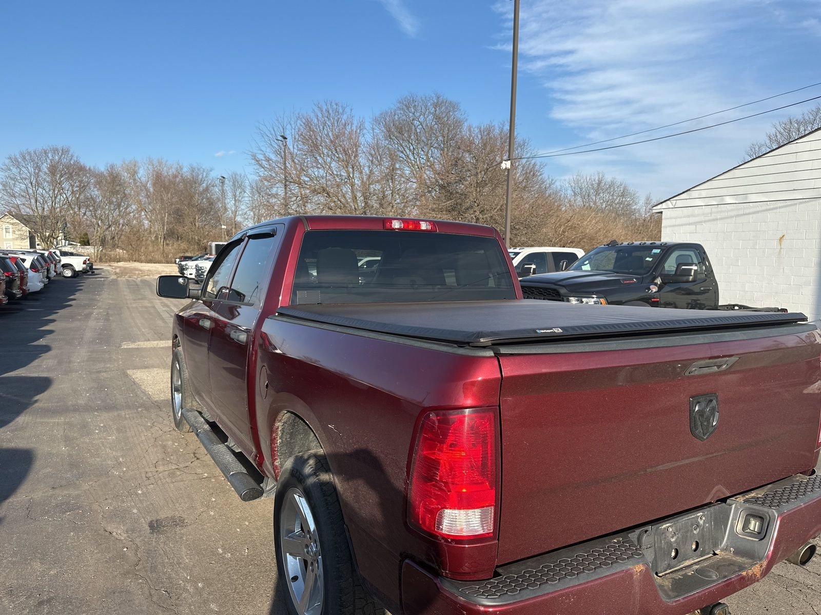 Used 2017 RAM 1500 Express image 10