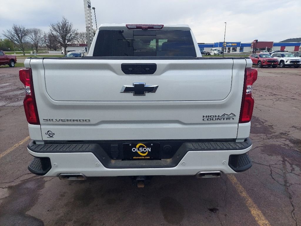 Used 2024 Chevrolet Silverado 1500 High Country w/ High Country Premium Package AWD/4WD image 6