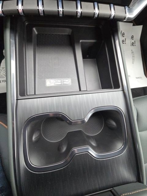 New 2026 GMC Acadia AT4 w/ Luxury Package image 10