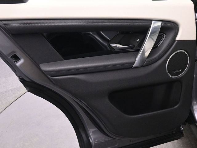 Used 2022 Land Rover Discovery Sport S image 13