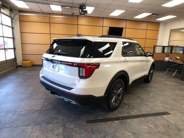 New 2026 Ford Explorer Active w/ Active Comfort Package AWD/4WD image 7