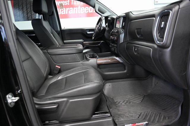 Used 2020 Chevrolet Silverado 1500 LT Trail Boss w/ Midnight Edition image 12