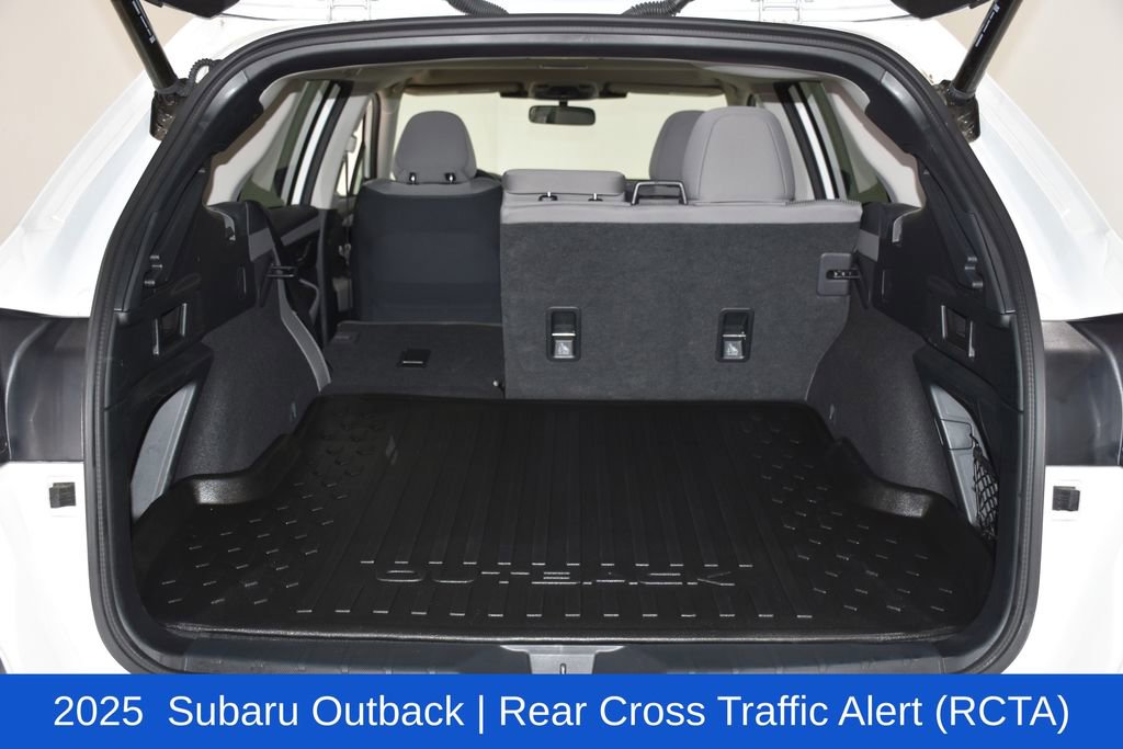 Used 2025 Subaru Outback Premium AWD/4WD image 28