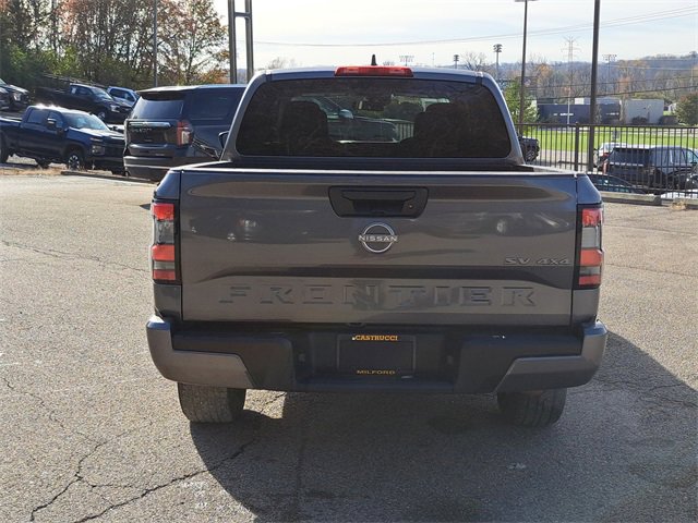 Used 2023 Nissan Frontier SV image 4