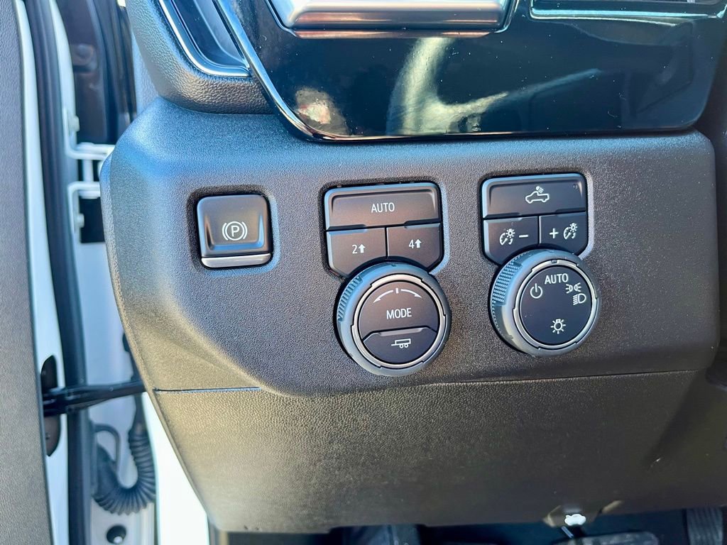 New 2025 Chevrolet Silverado 1500 LT image 19