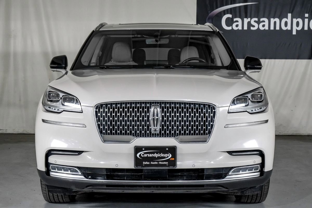 Used 2022 Lincoln Aviator Reserve w/ Equipment Group 201A image 3
